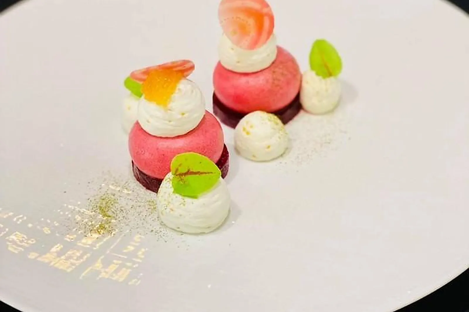 Cafés et Restaurants, RESTAURANTS - BOULLERET (CHER) : MAISON MEDARD