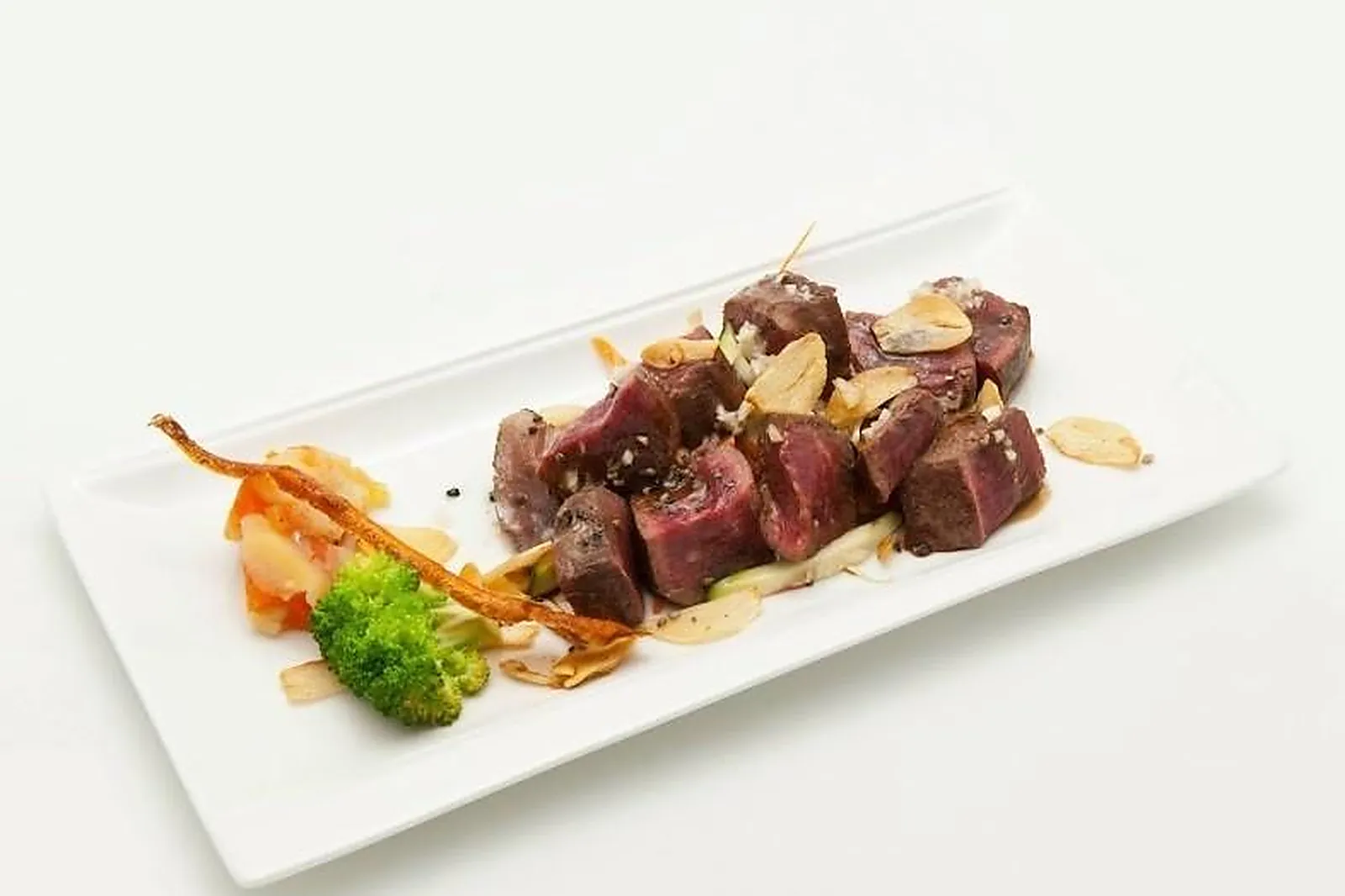 Cafés et Restaurants, RESTAURANTS - BOULOGNE-BILLANCOURT (HAUTS-DE-SEINE) : SU RESTAURANT