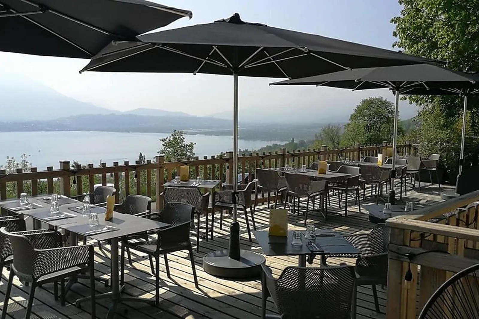 Cafés et Restaurants, RESTAURANTS - BOURDEAU (SAVOIE) : LA PAUSE DU CHAT