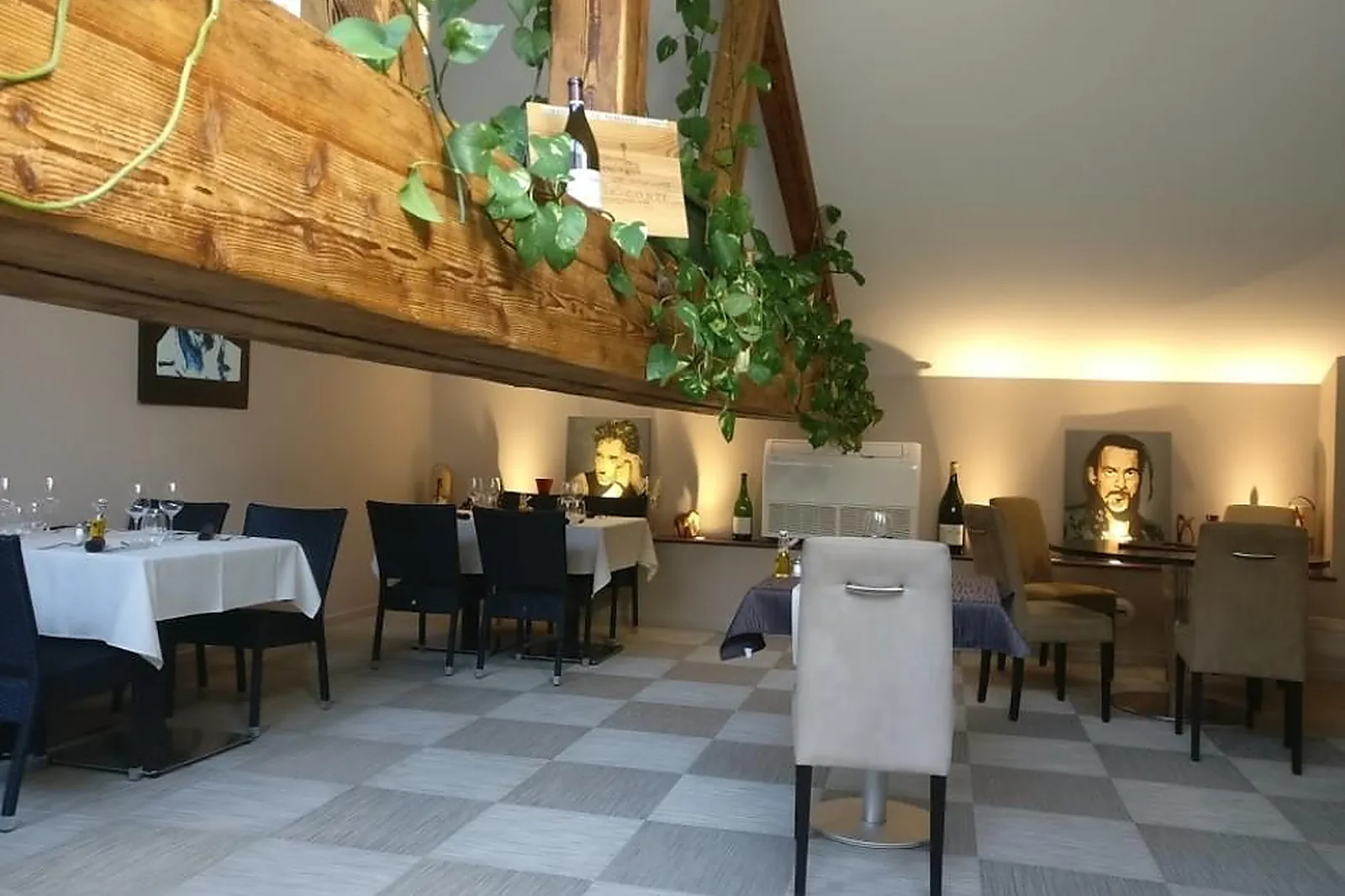 Cafés et Restaurants, RESTAURANTS - BOUZERON (SAÔNE-ET-LOIRE) : RESTAURANT LE BOUZERON