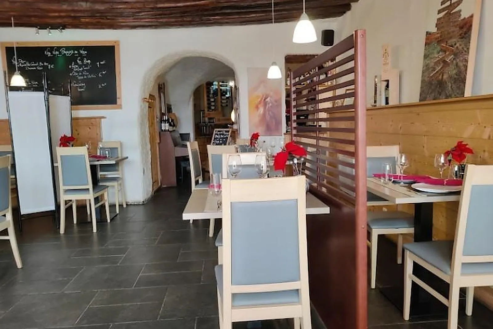 Cafés et Restaurants, RESTAURANTS - BRIANCON (HAUTES-ALPES) : AU PLAISIR AMBRÉ