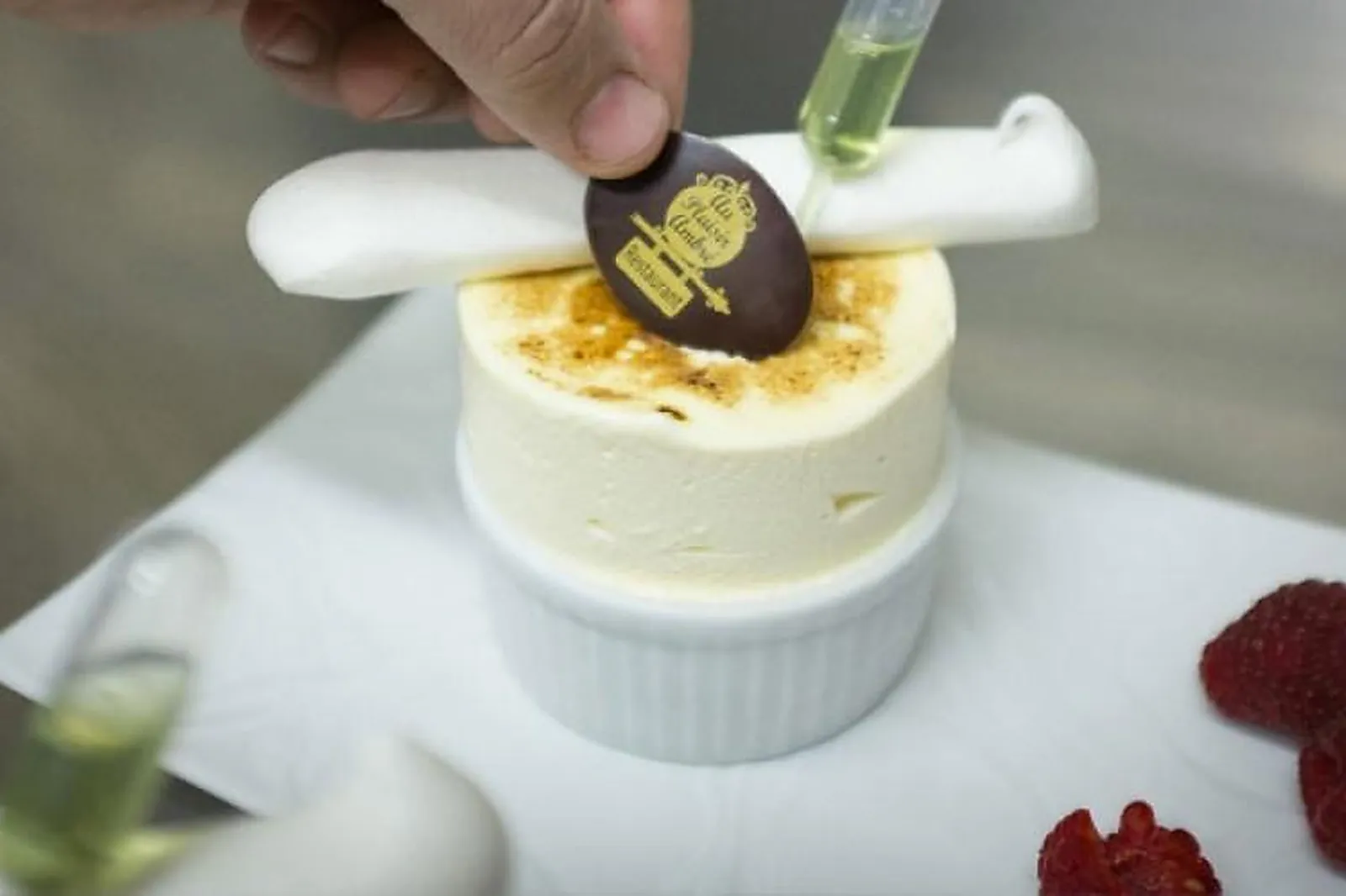 Cafés et Restaurants, RESTAURANTS - BRIANCON (HAUTES-ALPES) : AU PLAISIR AMBRÉ