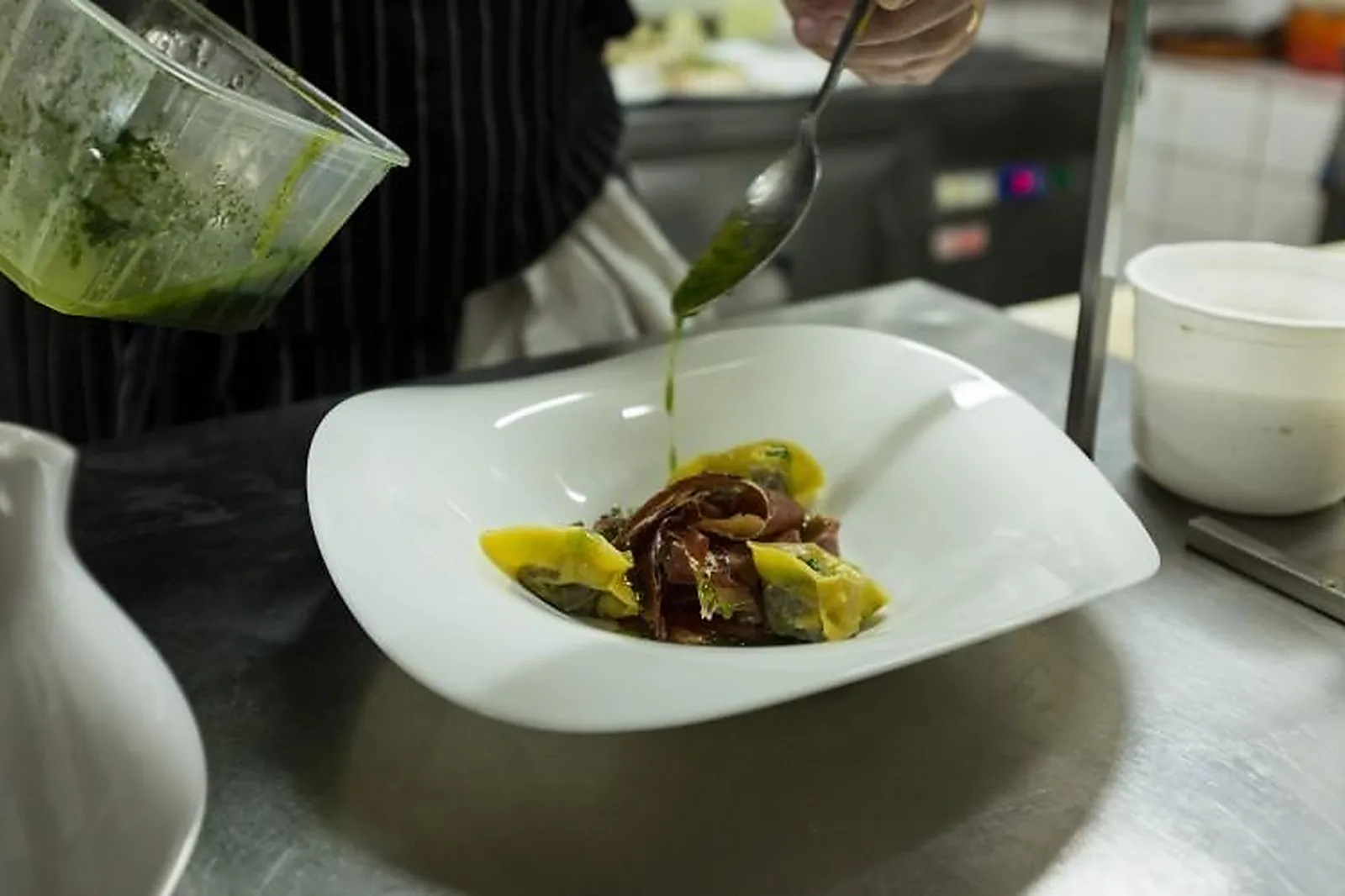 Cafés et Restaurants, RESTAURANTS - BRIANCON (HAUTES-ALPES) : AU PLAISIR AMBRÉ