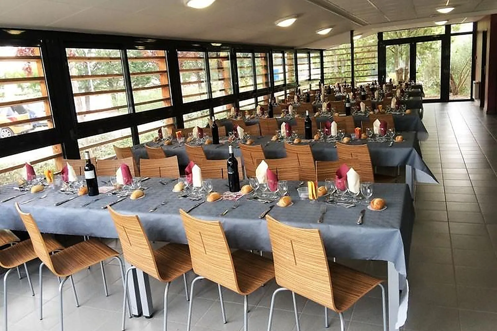 Cafés et Restaurants, RESTAURANTS - BRIGNOLES (VAR) : AU VIEUX PRESSOIR