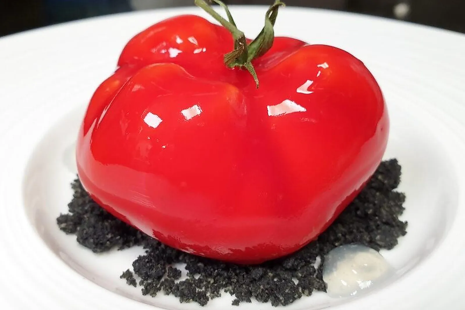 Cafés et Restaurants, RESTAURANTS - BRIVE-LA-GAILLARDE (CORRÈZE) : EN CUISINE