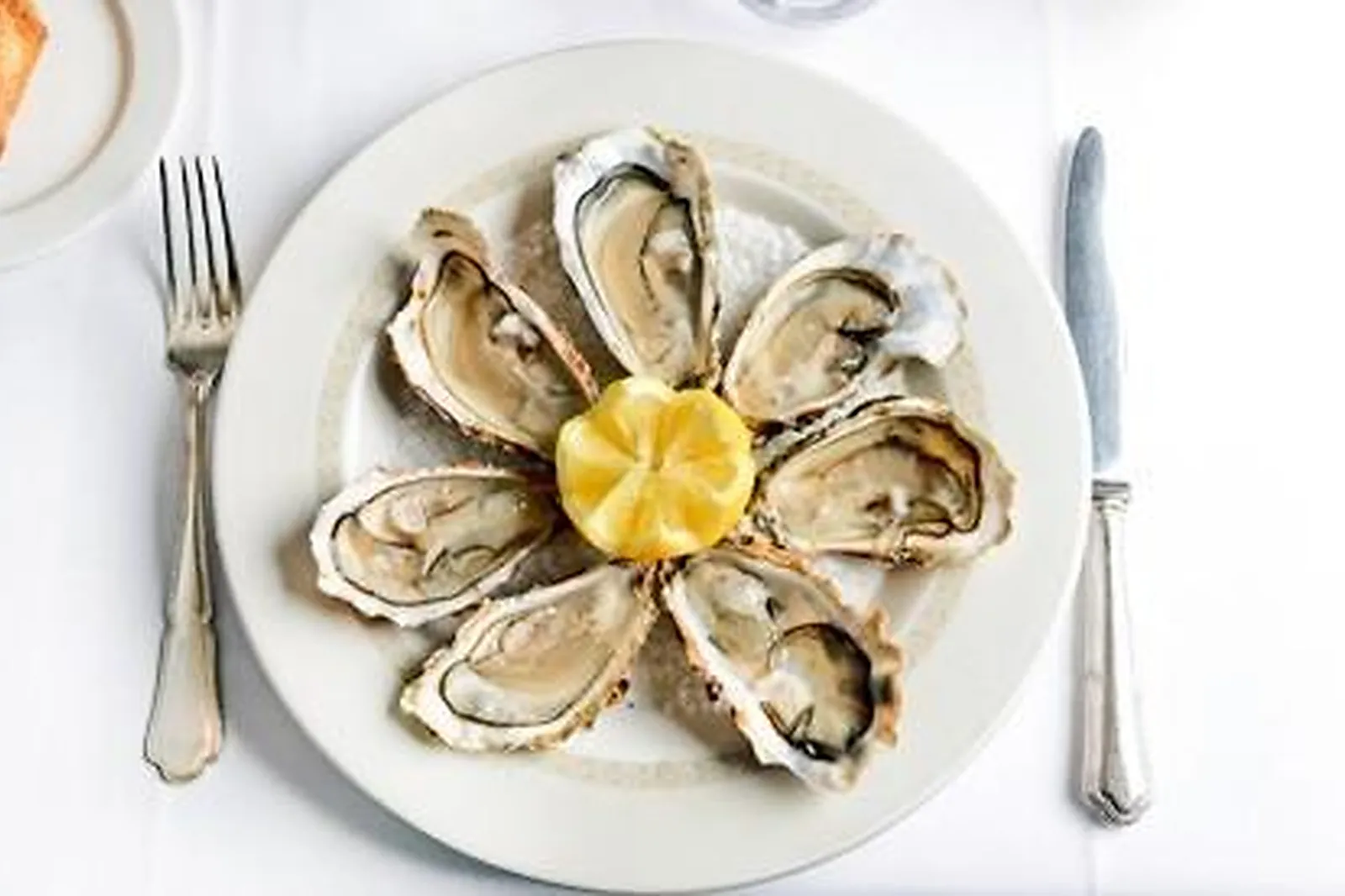 Cafés et Restaurants, RESTAURANTS - CABOURG (CALVADOS) : LE BOUCHE À OREILLE CABOURG