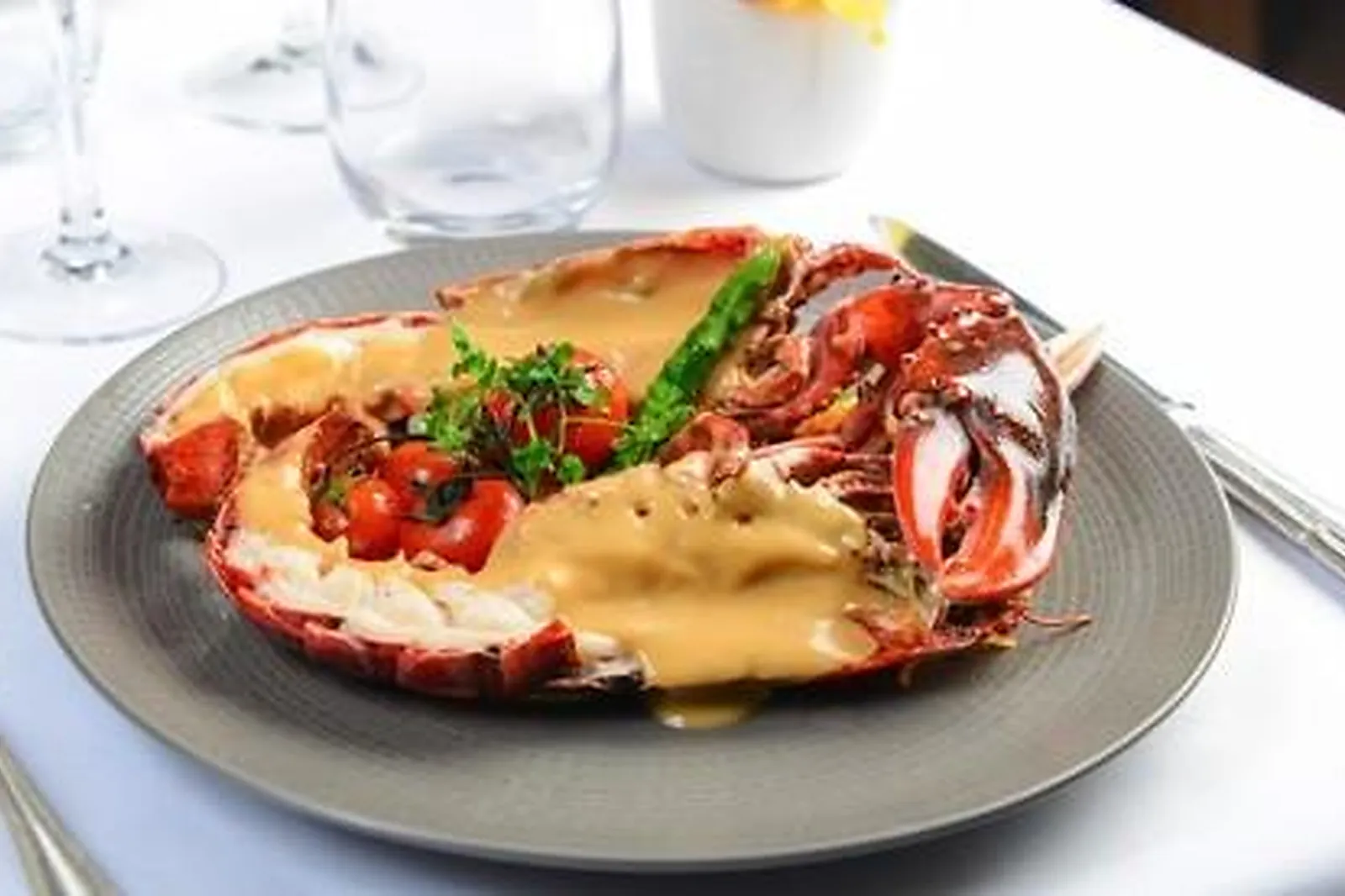 Cafés et Restaurants, RESTAURANTS - CABOURG (CALVADOS) : LE BOUCHE À OREILLE CABOURG