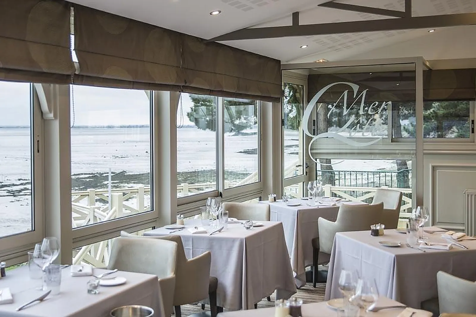 Cafés et Restaurants, RESTAURANTS - CANCALE (ILLE-ET-VILAINE) : CÔTÉ MER