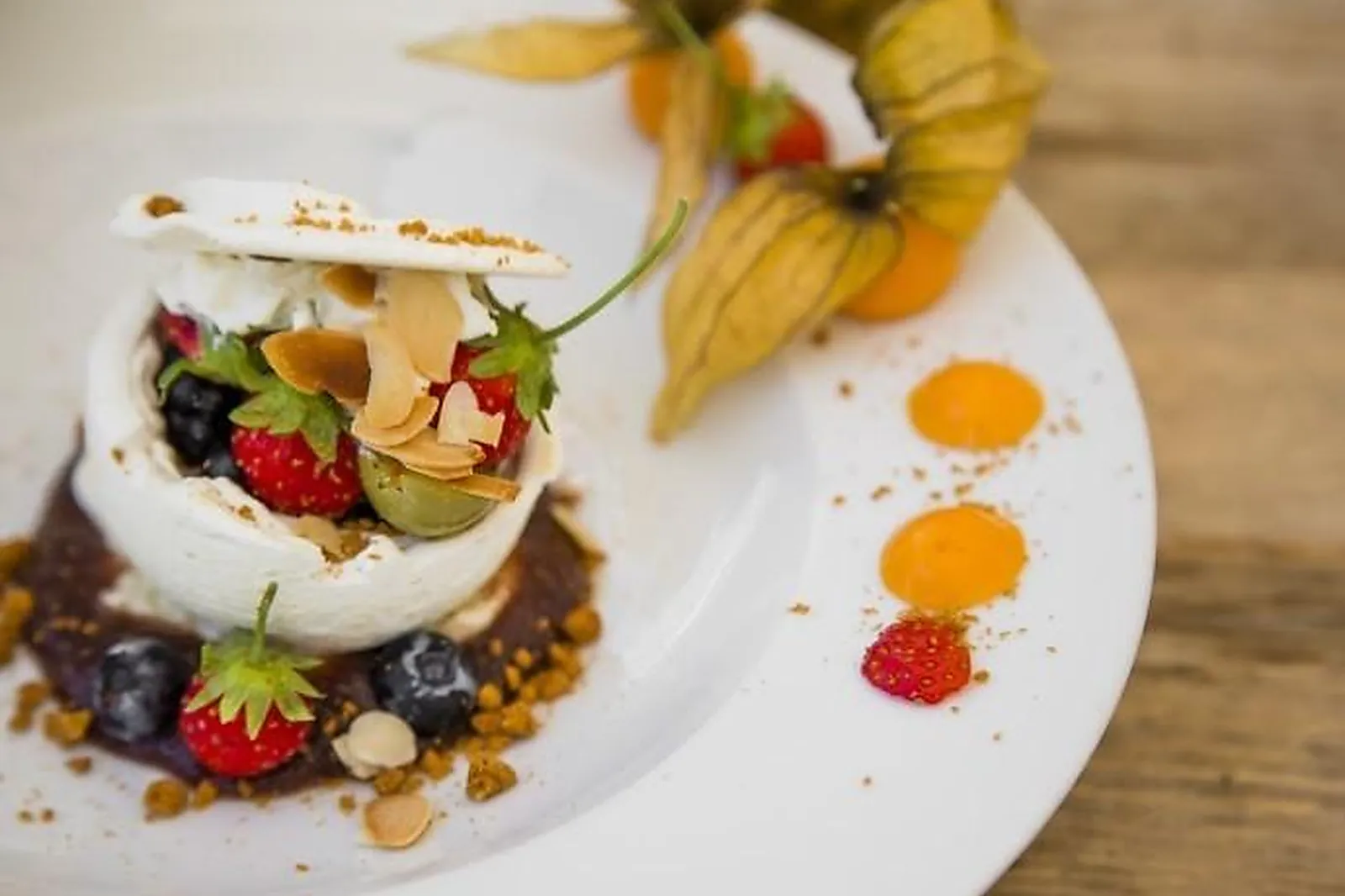 Cafés et Restaurants, RESTAURANTS - CANNES (ALPES-MARITIMES) : ANNEX BEACH