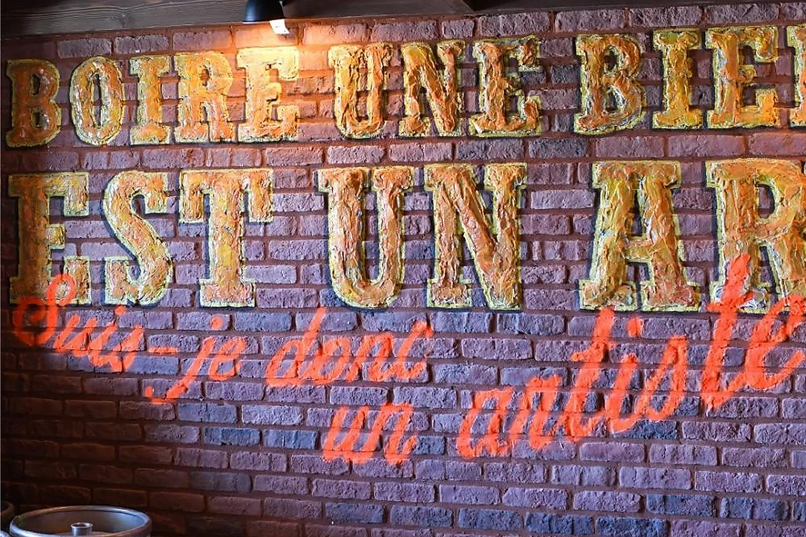 Cafés et Restaurants, RESTAURANTS - CANNES (ALPES-MARITIMES) : CHEZ LE BRASSEUR CANNES