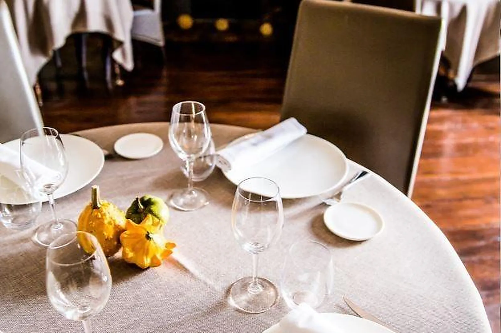 Cafés et Restaurants, RESTAURANTS - CASSEL (NORD) : HAUT BONHEUR DE LA TABLE