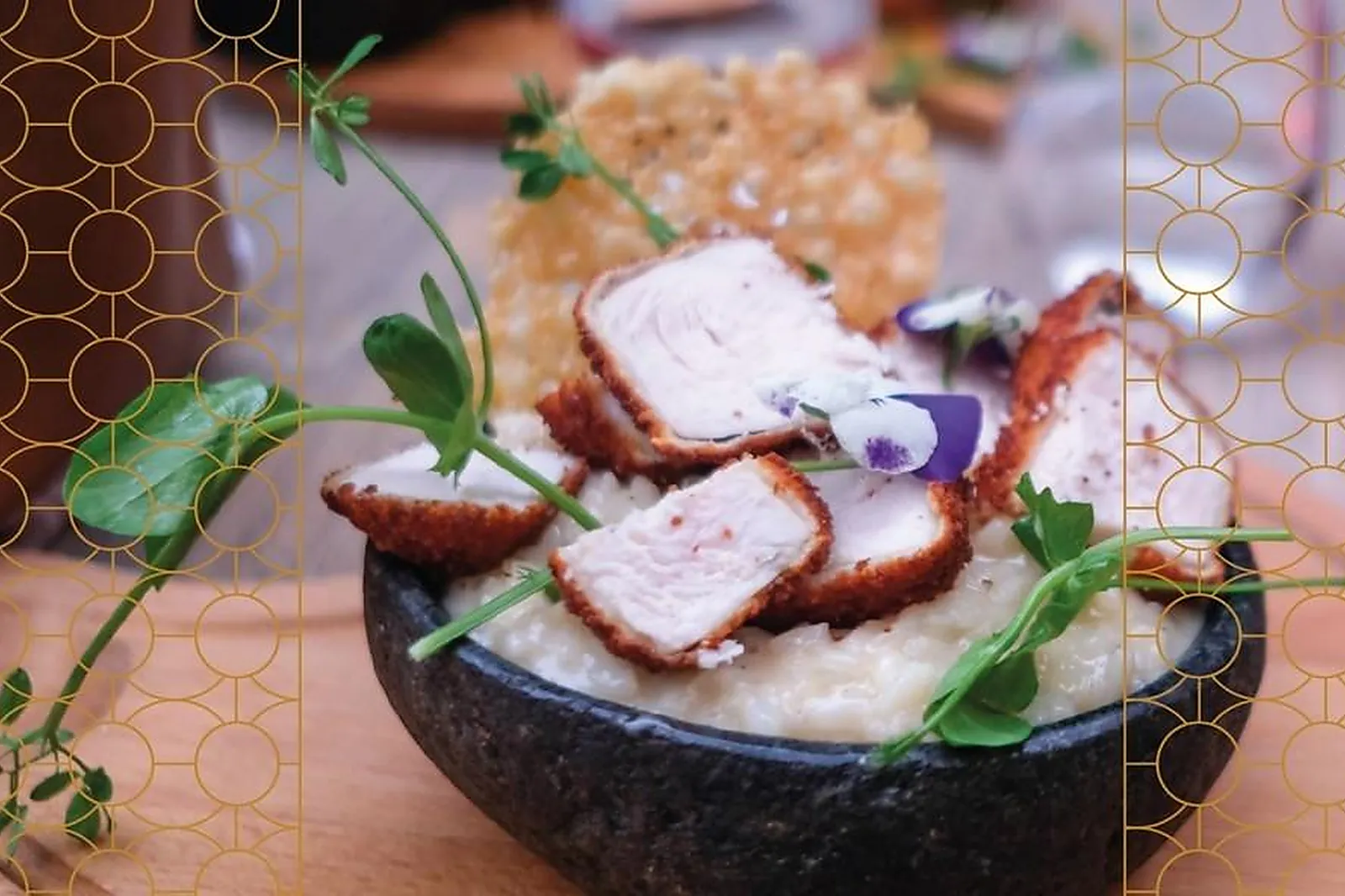 Cafés et Restaurants, RESTAURANTS - CHAILLY-EN-BIERE (SEINE-ET-MARNE) : LA TAVOLA