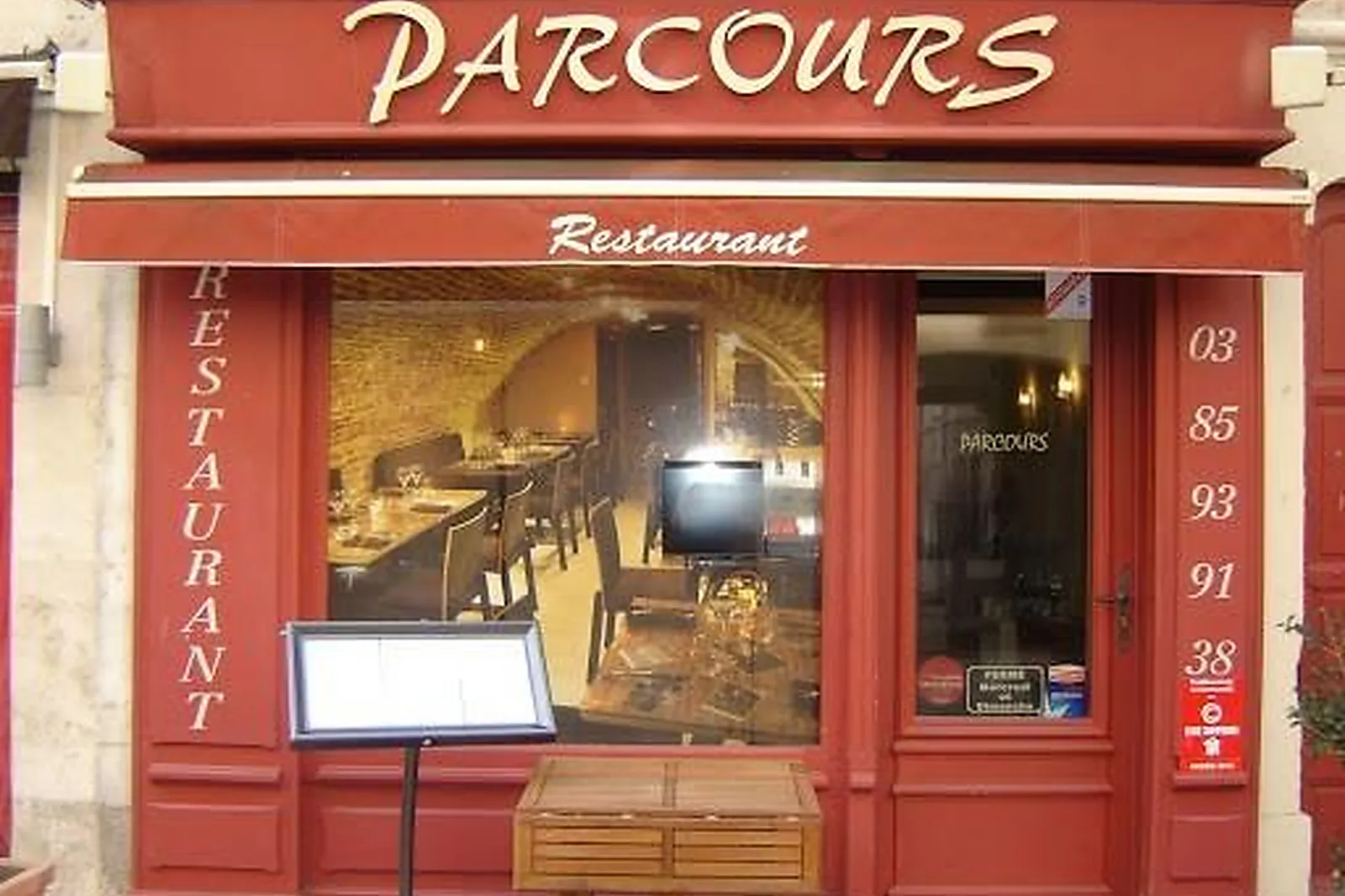 Cafés et Restaurants, RESTAURANTS - CHALON-SUR-SAONE (SAÔNE-ET-LOIRE) : RESTAURANT PARCOURS