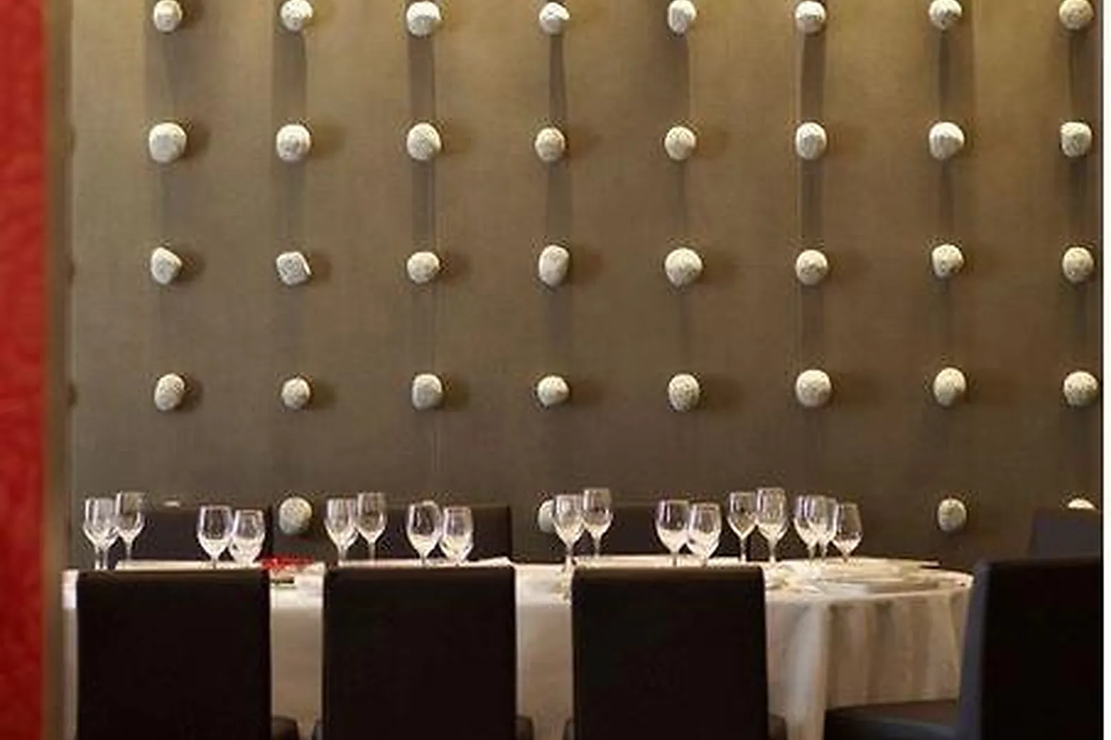 Cafés et Restaurants, RESTAURANTS - CHASSELAY (RHÔNE) : RESTAURANT GUY LASSAUSAIE