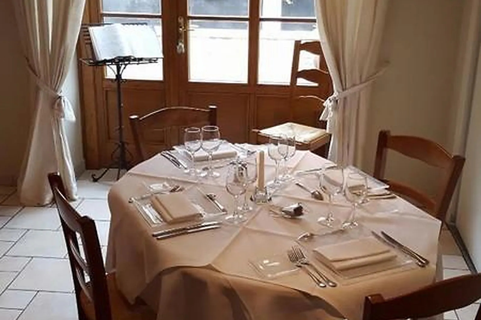 Cafés et Restaurants, RESTAURANTS - CHEMERY-CHEHERY (ARDENNES) : AU COIN DL&RSQUO;ENFER