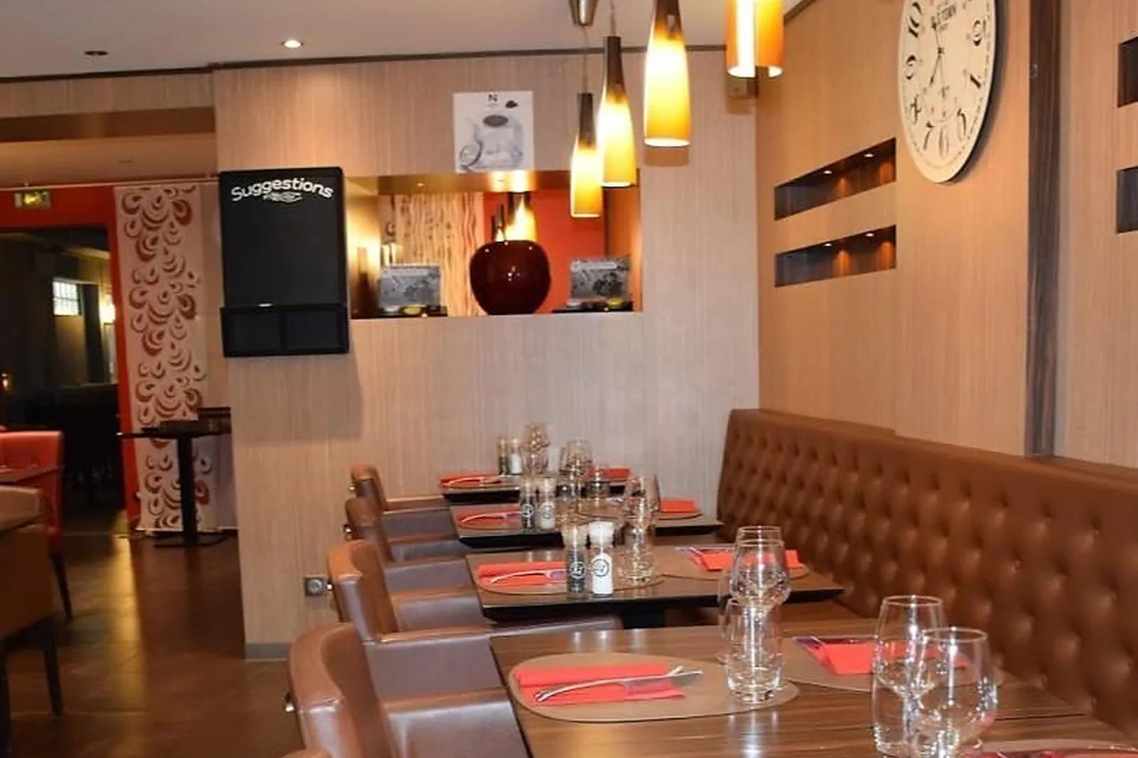 Cafés et Restaurants, RESTAURANTS - CHESSY (SEINE-ET-MARNE) : LA TABLE DE CHESSY