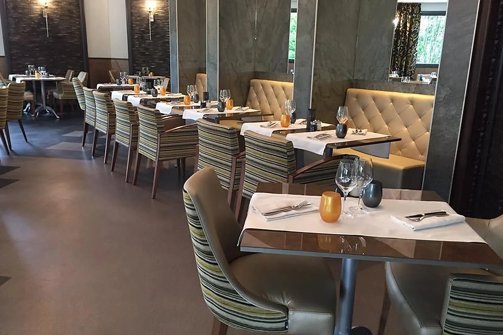 Cafés et Restaurants, RESTAURANTS - CLAYE-SOUILLY (SEINE-ET-MARNE) : LA CLOSERIE