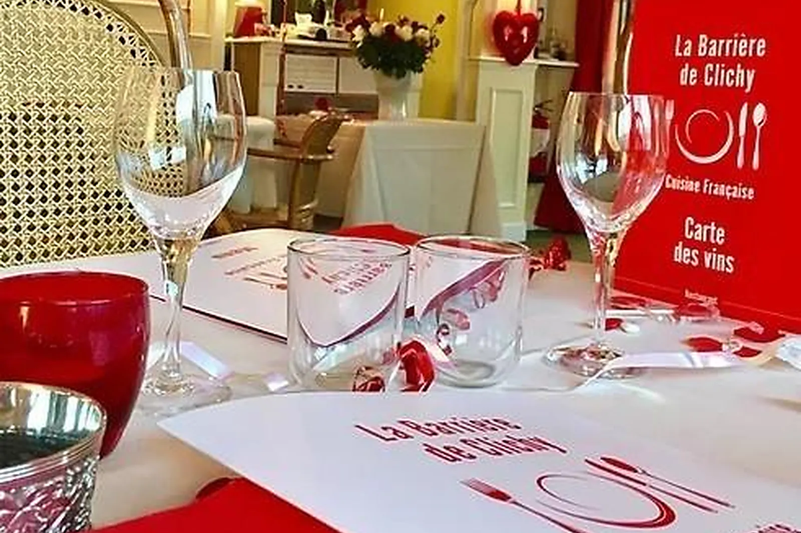 Cafés et Restaurants, RESTAURANTS - CLICHY (HAUTS-DE-SEINE) : LA BARRIÈRE DE CLICHY