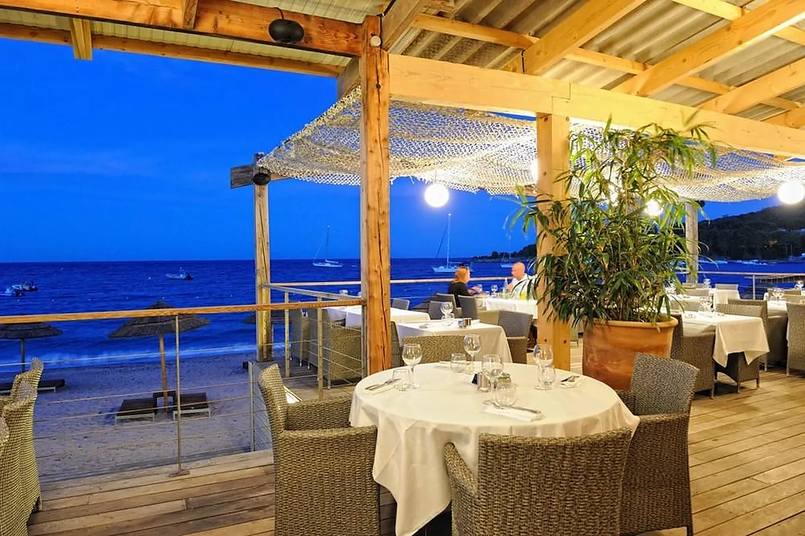 Cafés et Restaurants, RESTAURANTS - CONCA (CORSE 2A-2B) : LA SIESTA