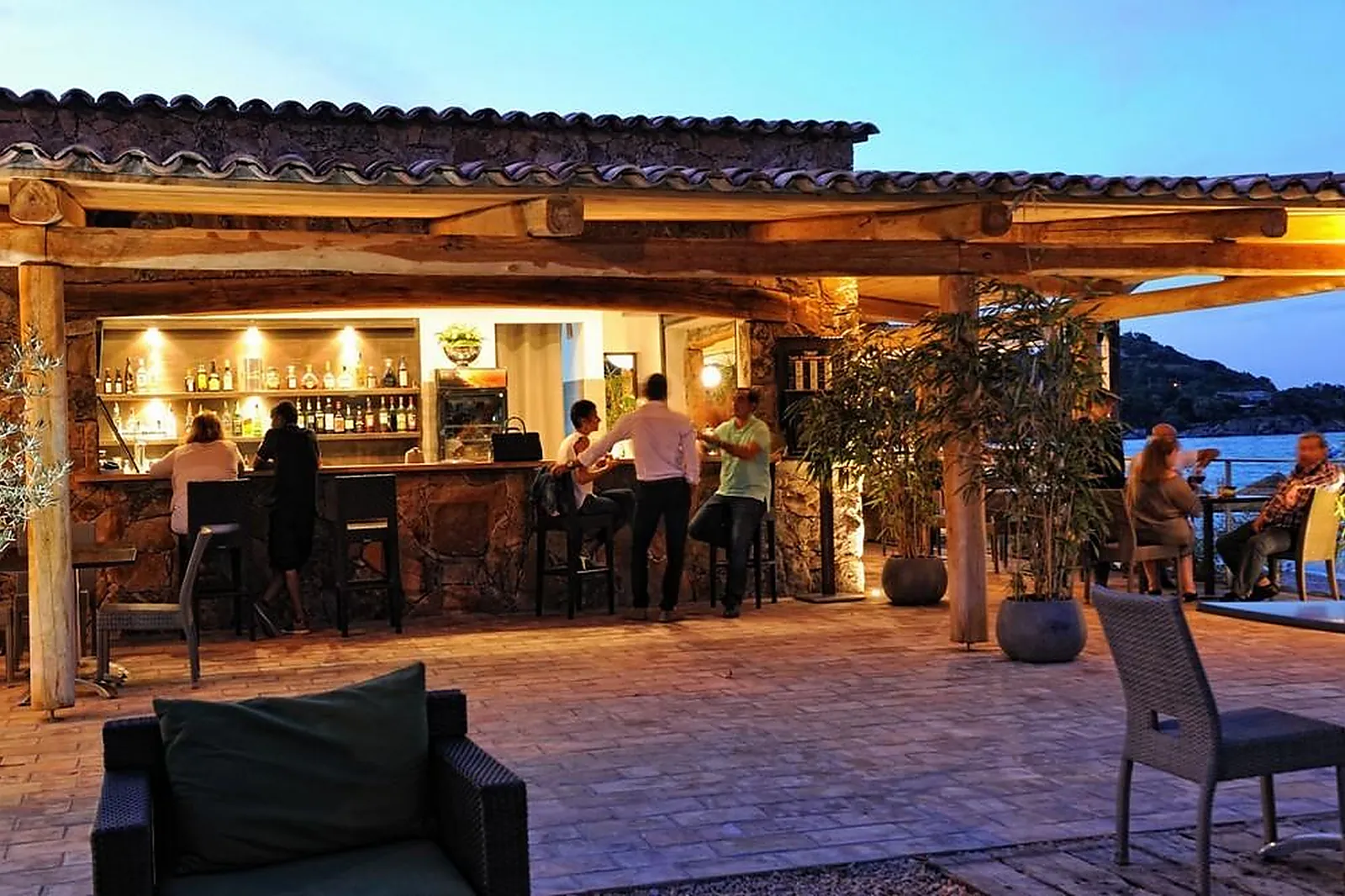 Cafés et Restaurants, RESTAURANTS - CONCA (CORSE 2A-2B) : LA SIESTA