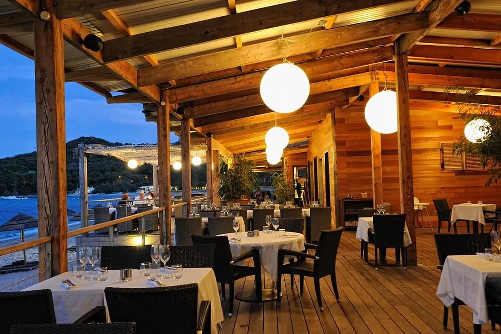 Cafés et Restaurants, RESTAURANTS - CONCA (CORSE 2A-2B) : LA SIESTA