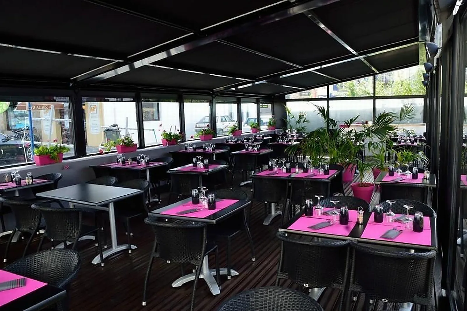 Cafés et Restaurants, RESTAURANTS - CROZON (FINISTÈRE) : LA GRANGE DE TOUL-BOSS