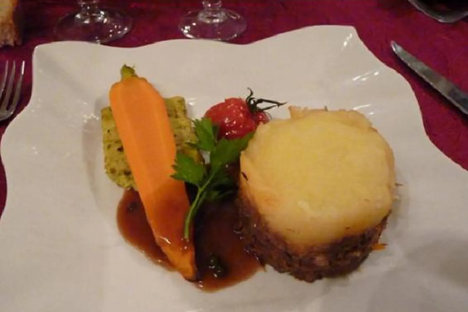 Cafés et Restaurants, RESTAURANTS - CUBLAC (CORRÈZE) : LE VIEUX CANTOU