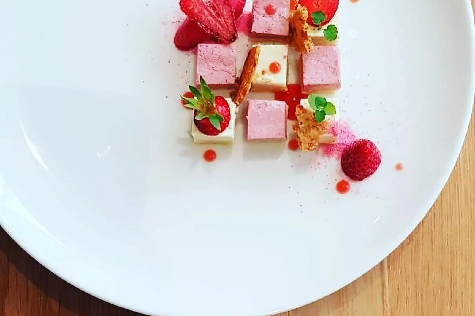 Cafés et Restaurants, RESTAURANTS - CUGNAUX (HAUTE-GARONNE) : CIEL À TABLE