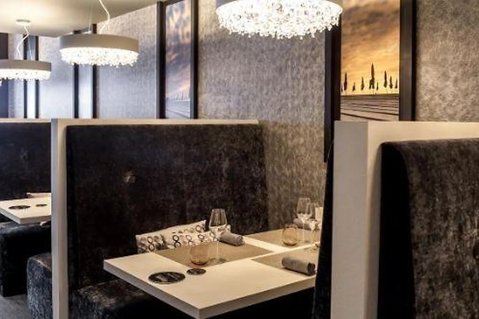 Cafés et Restaurants, RESTAURANTS - DEAUVILLE (CALVADOS) : RESTAURANT MAXIMIN HELLIO