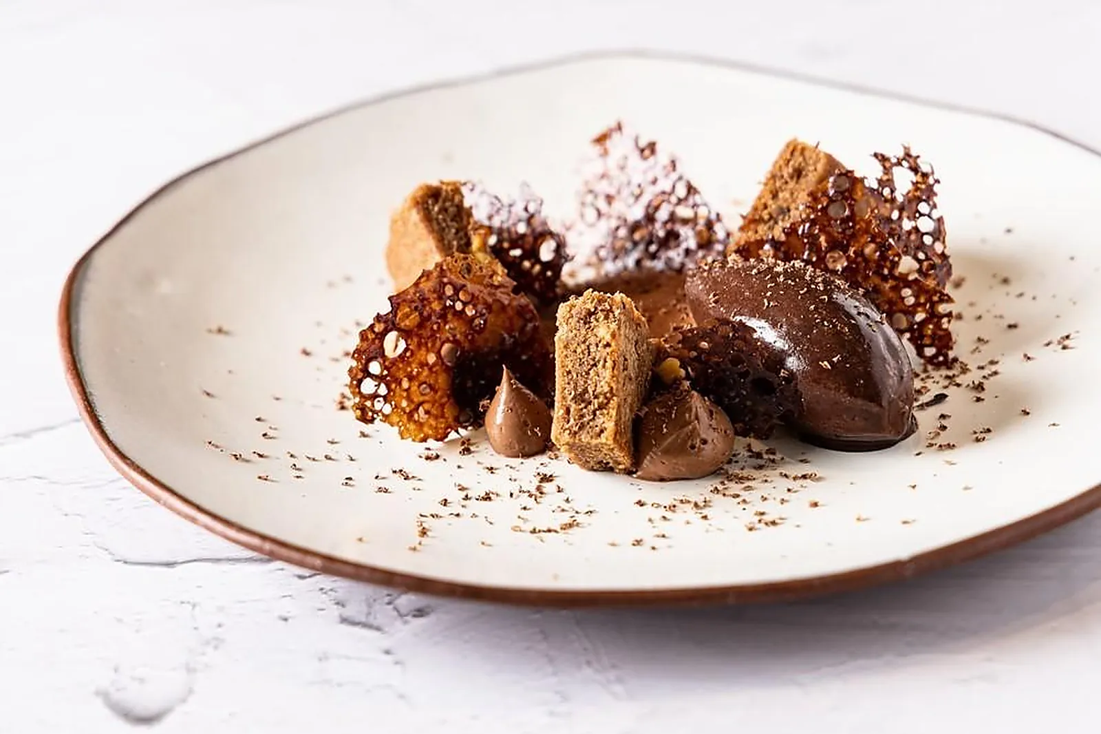 Cafés et Restaurants, RESTAURANTS - DIJON (CÔTE-DL&RSQUO;OR) : LA TABLE DES CLIMATS