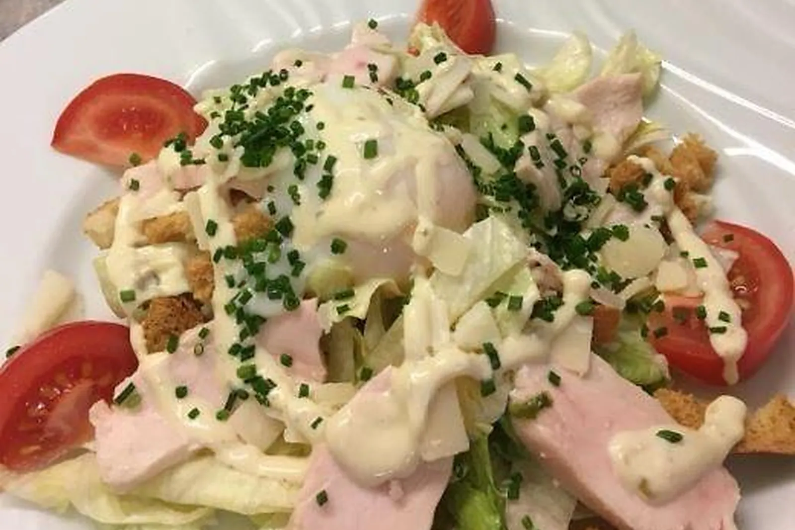 Cafés et Restaurants, RESTAURANTS - DINAN (CÔTES-DL&RSQUO;ARMOR) : CHEZ LA MÈRE POURCEL