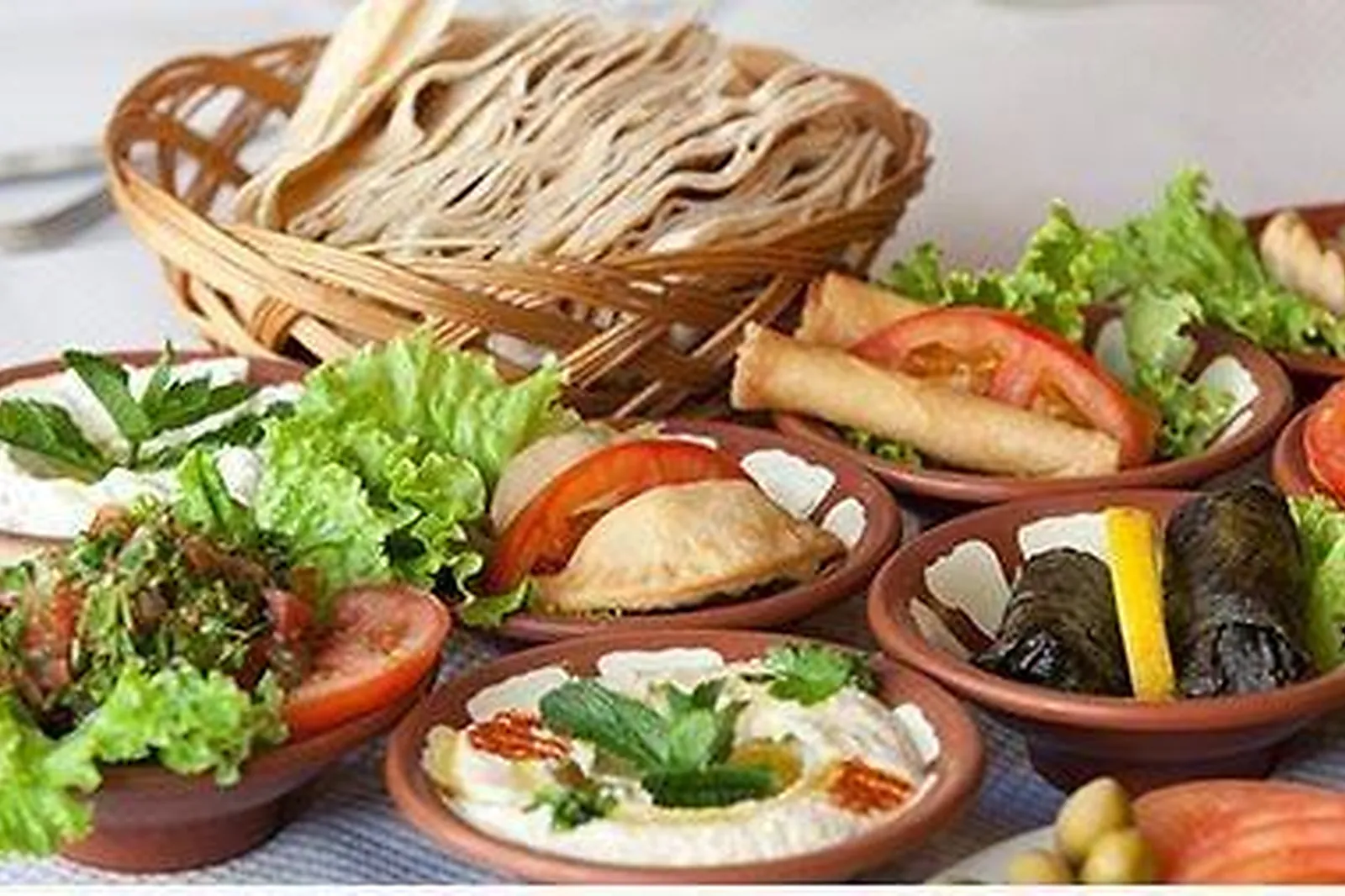 Cafés et Restaurants, RESTAURANTS - ECHIROLLES (ISÈRE) : LE COMPTOIR LIBANAIS