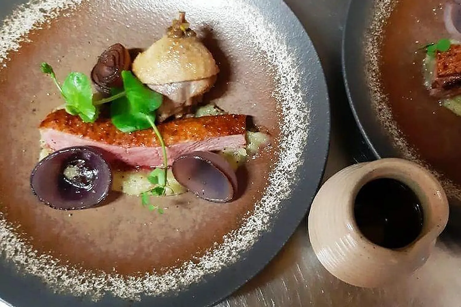 Cafés et Restaurants, RESTAURANTS - ERMONT (VAL-DL&RSQUO;OISE) : AU VIN SUR VIN