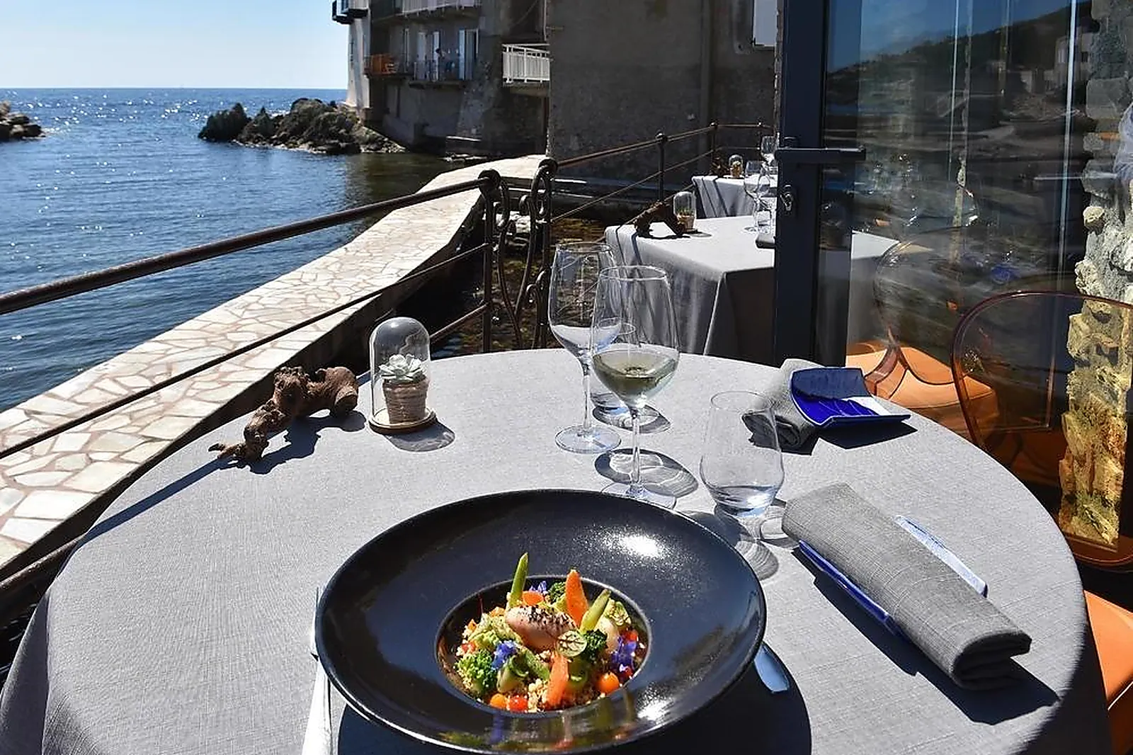 Cafés et Restaurants, RESTAURANTS - ERBALUNGA (CORSE 2A-2B) : LE PIRATE RESTAURANT