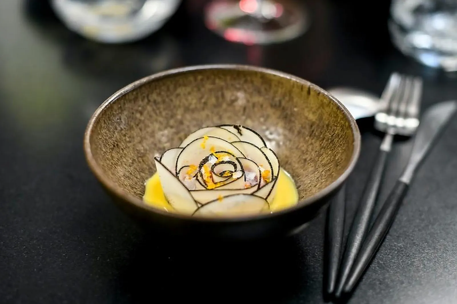 Cafés et Restaurants, RESTAURANTS - FAULQUEMONT (MOSELLE) : TOYA RESTAURANT