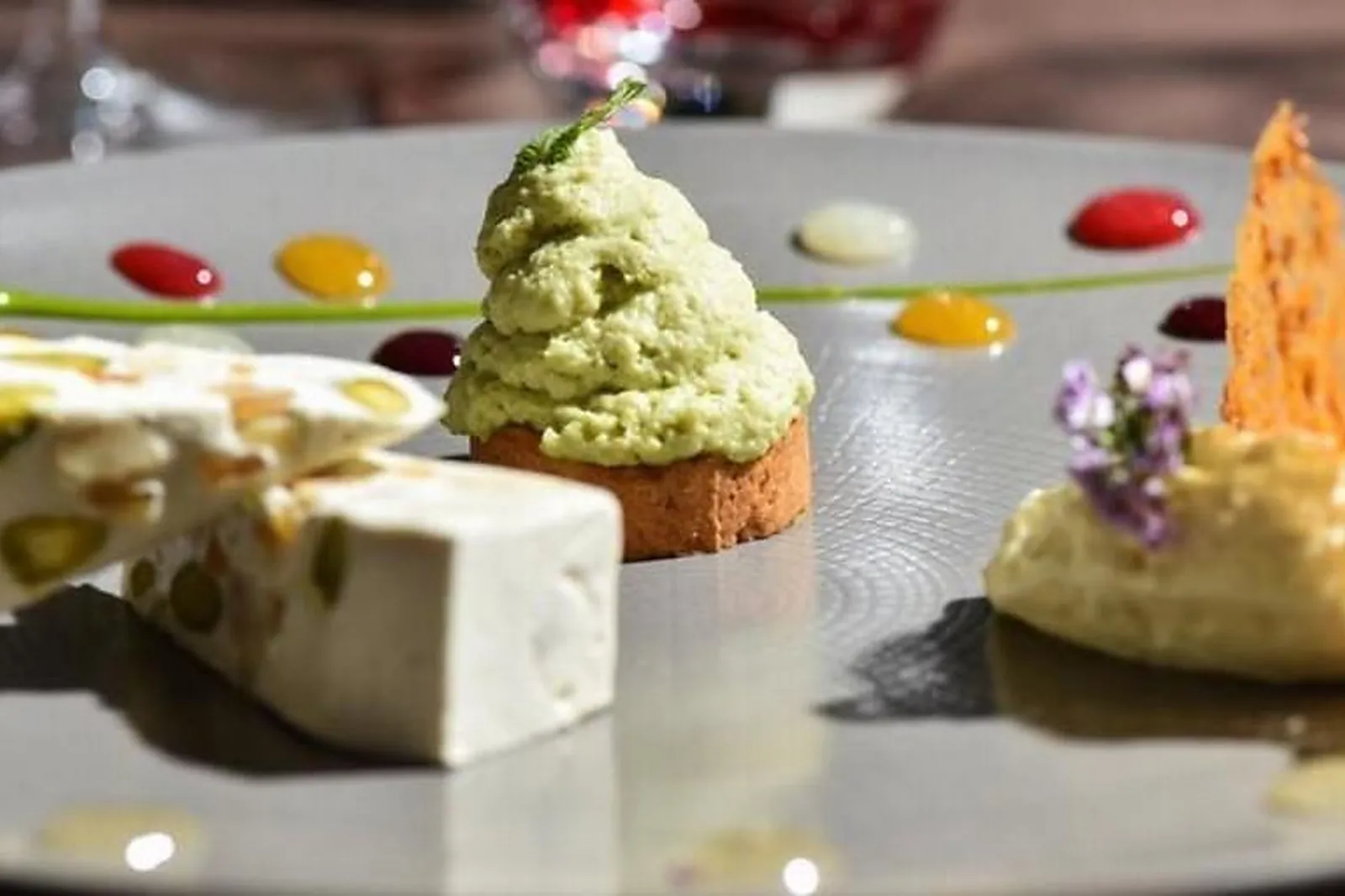 Cafés et Restaurants, RESTAURANTS - FLAGEY-ECHEZEAUX (CÔTE-DL&RSQUO;OR) : RESTAURANT CHRISTIAN QUENEL