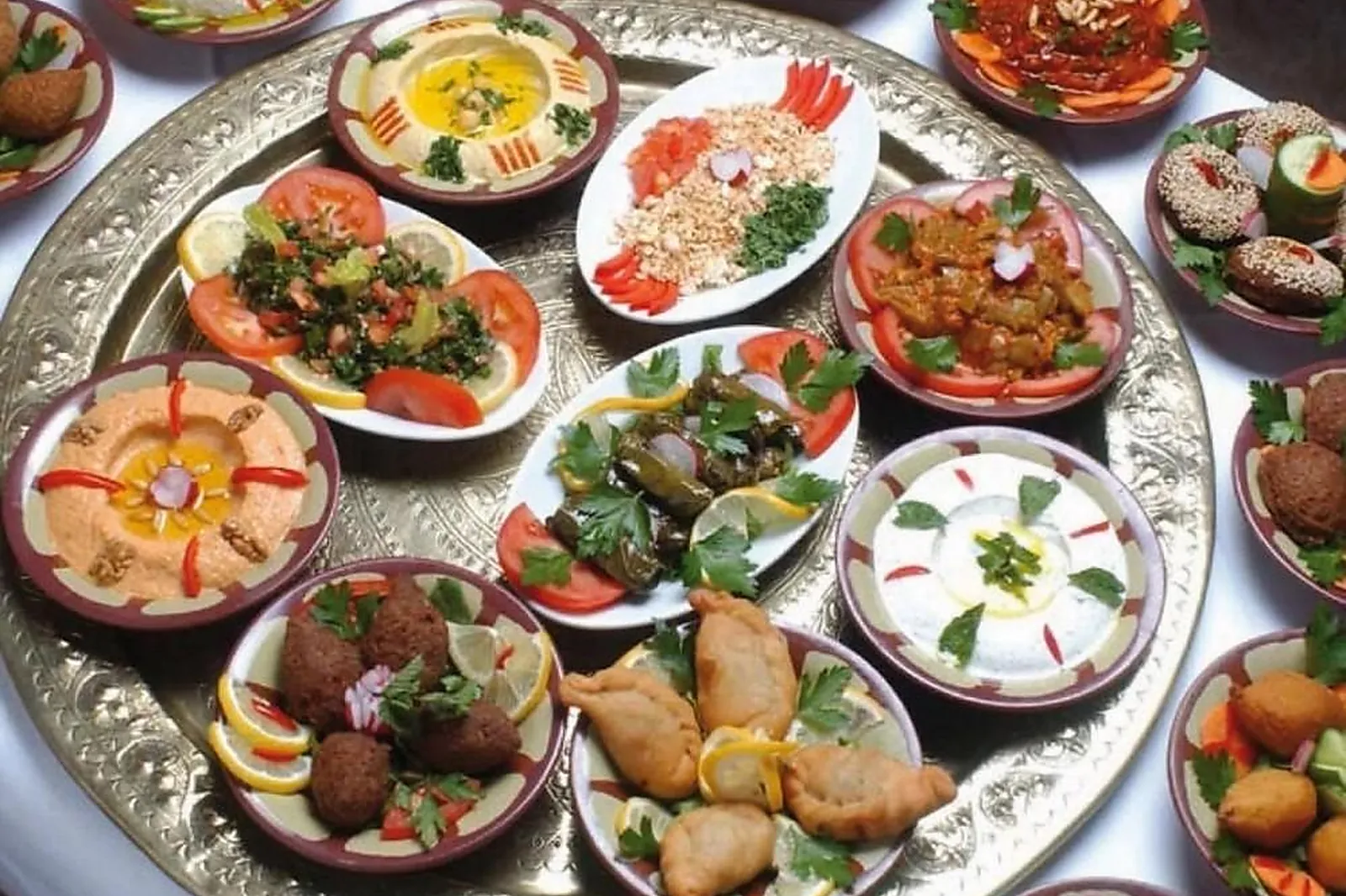 Cafés et Restaurants, RESTAURANTS - FOIX (ARIÈGE) : SAVEURS DU LIBAN