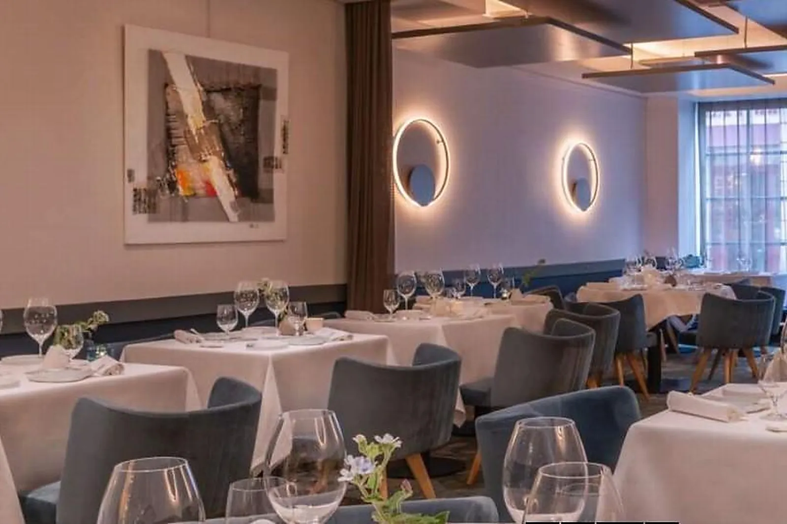 Cafés et Restaurants, RESTAURANTS - FONTAINEBLEAU (SEINE-ET-MARNE) : LL&RSQUO;AXEL