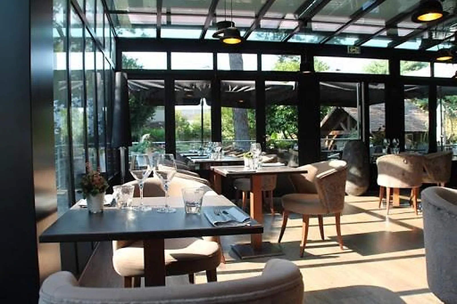 Cafés et Restaurants, RESTAURANTS - FONTAINEBLEAU (SEINE-ET-MARNE) : LE PATTON