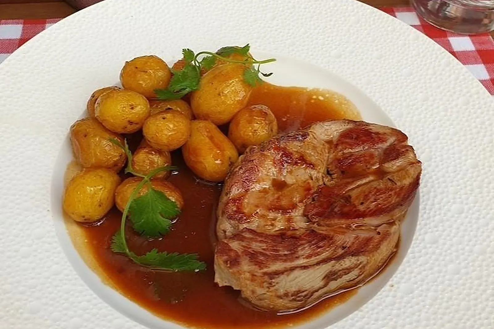 Cafés et Restaurants, RESTAURANTS - FONTENAY-AUX-ROSES (HAUTS-DE-SEINE) : PAR FAIM DL&RSQUO;ARÔMES