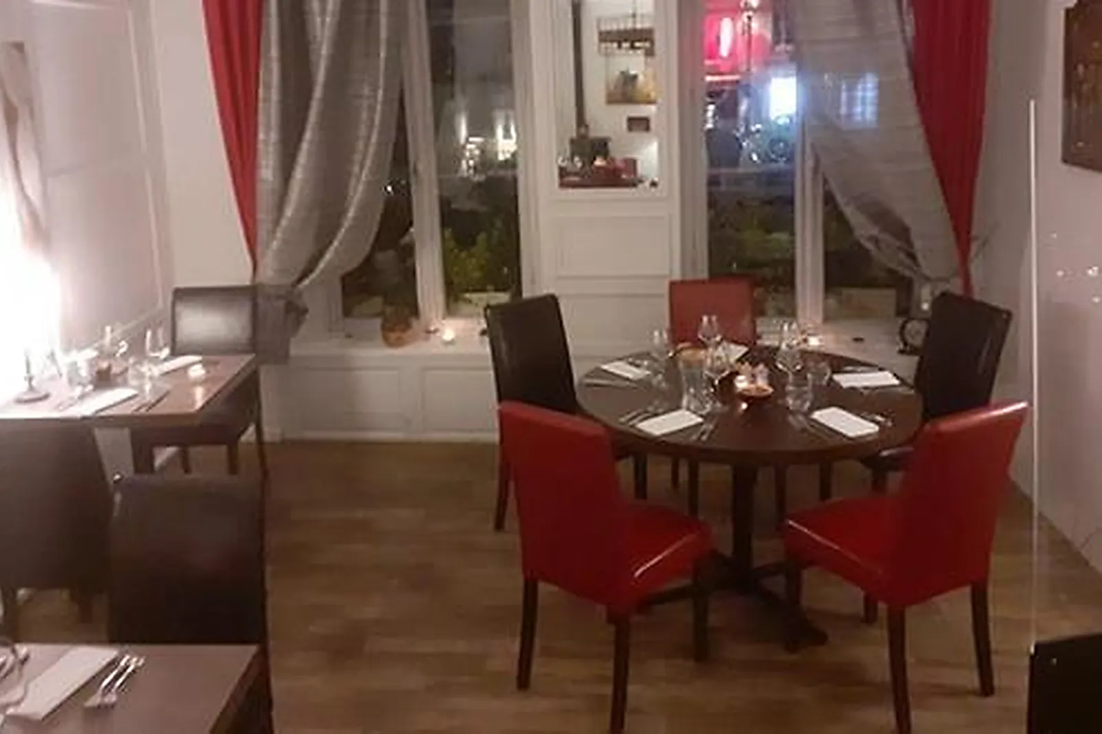 Cafés et Restaurants, RESTAURANTS - GALLARDON (EURE-ET-LOIR) : LA TABLE DE LL&RSQUO;EPAULE