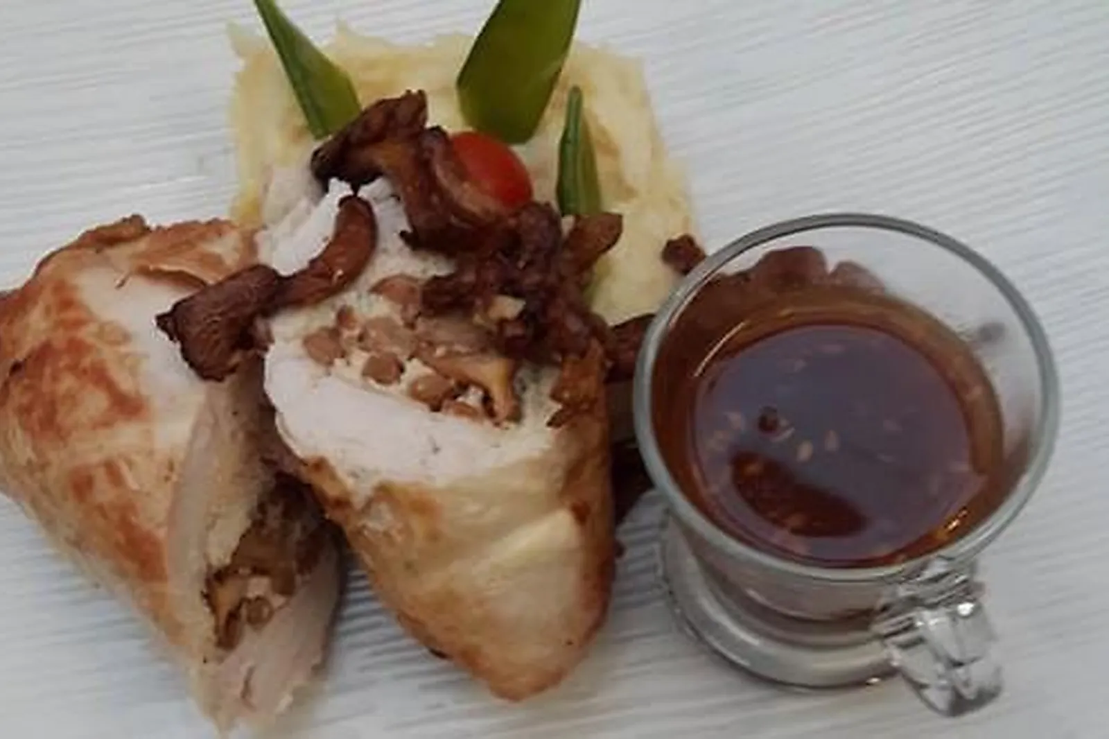 Cafés et Restaurants, RESTAURANTS - GALLARDON (EURE-ET-LOIR) : LA TABLE DE LL&RSQUO;EPAULE