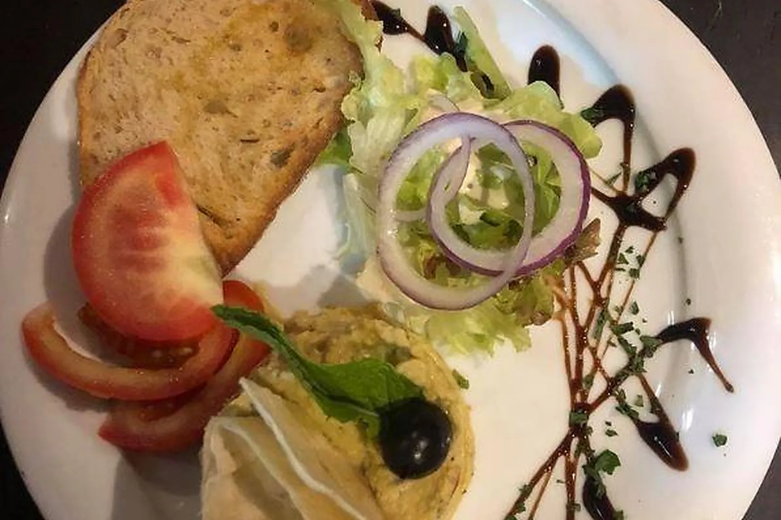 Cafés et Restaurants, RESTAURANTS - GAP (HAUTES-ALPES) : LE REFUGE