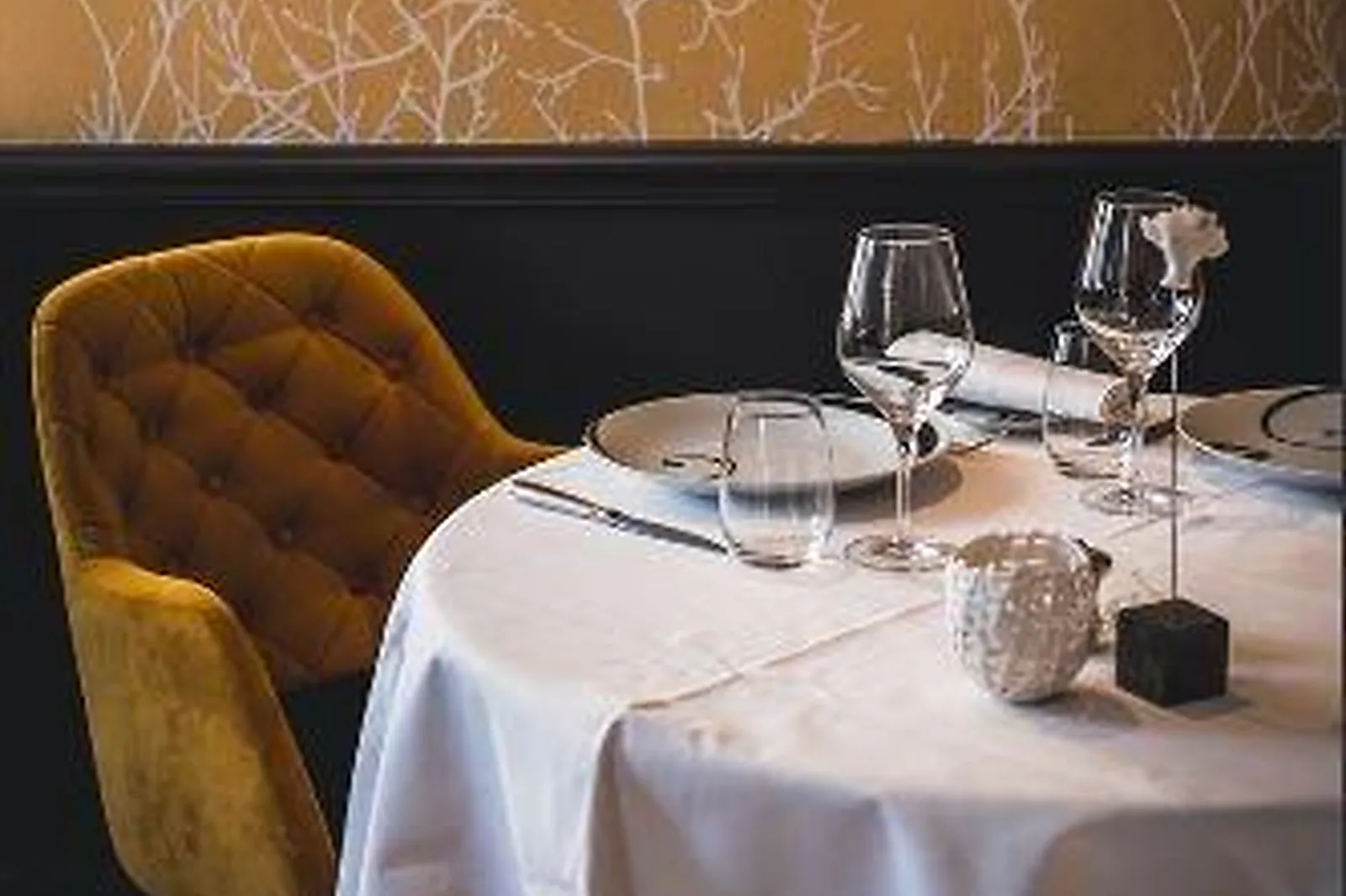 Cafés et Restaurants, RESTAURANTS - GAZERAN (YVELINES) : VILLA MARINETTE