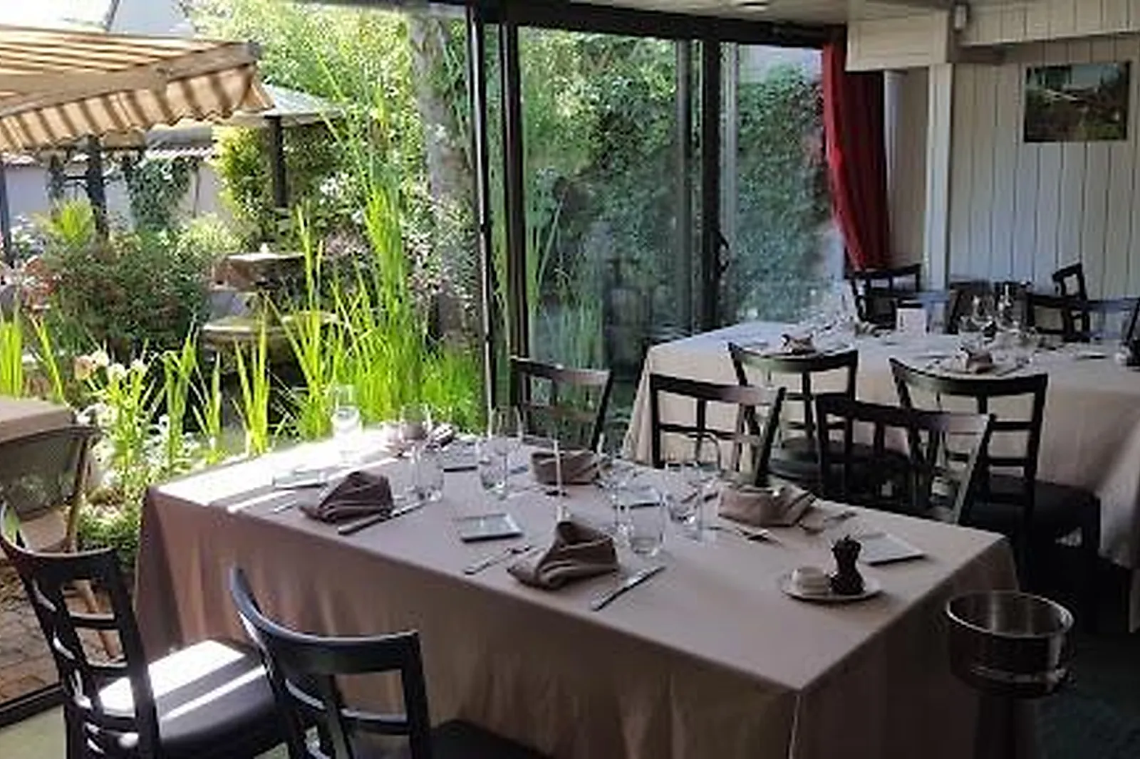 Cafés et Restaurants, RESTAURANTS - GRAVIGNY (EURE) : RESTAURANT SAINT NICOLAS