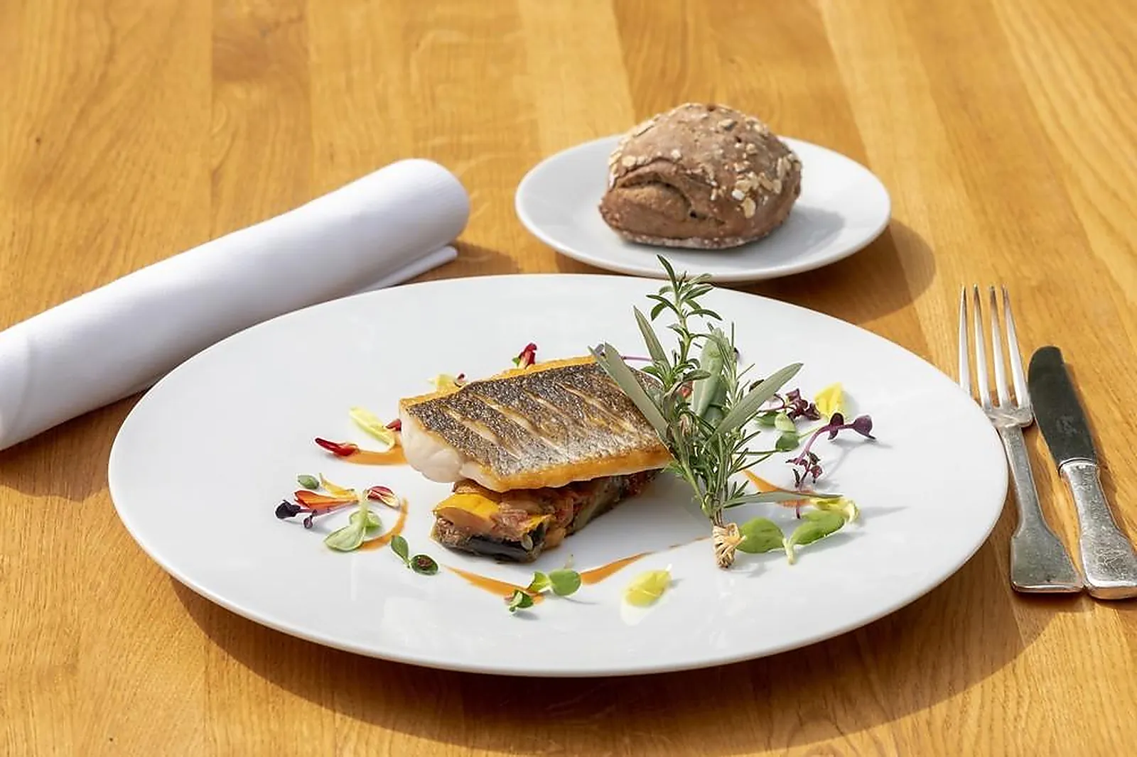 Cafés et Restaurants, RESTAURANTS - GRÉOUX-LES-BAINS (ALPES-DE-HAUTE-PROVENCE) : LE MAS DE LA CRÉMAILLÈRE