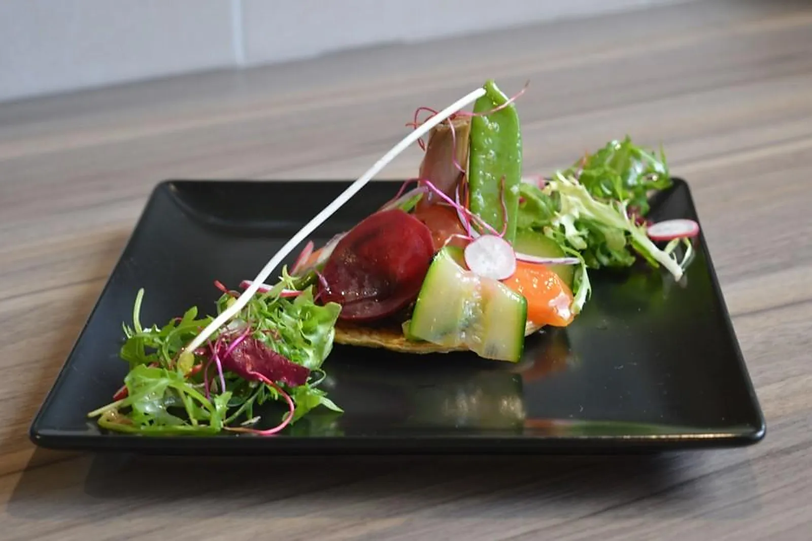 Cafés et Restaurants, RESTAURANTS - GRUISSAN (AUDE) : AUX DEUX OLIVIERS