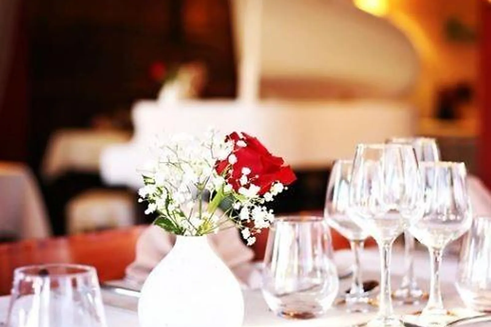 Cafés et Restaurants, RESTAURANTS - GUYANS-VENNES (DOUBS) : RESTAURANT DU COMMERCE