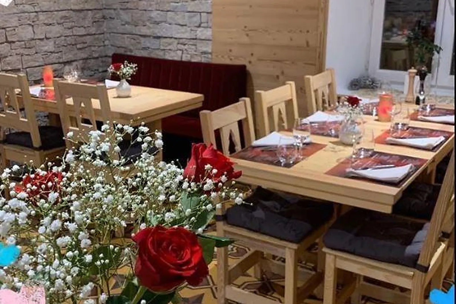 Cafés et Restaurants, RESTAURANTS - GUYANS-VENNES (DOUBS) : RESTAURANT DU COMMERCE