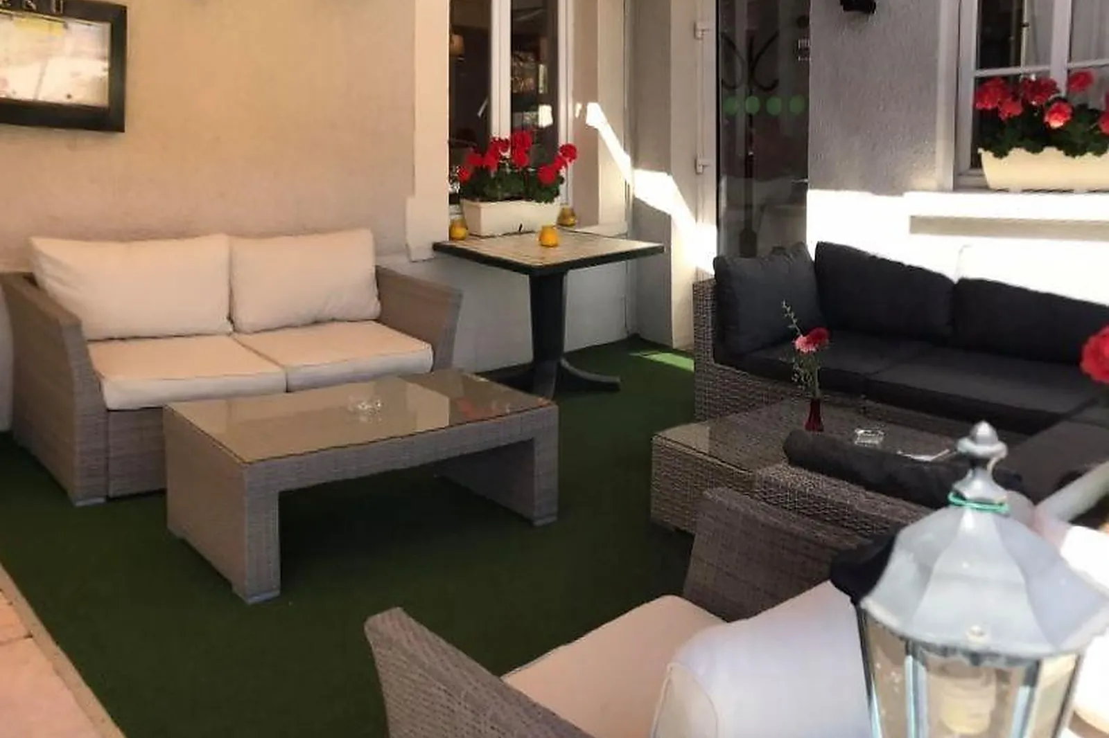 Cafés et Restaurants, RESTAURANTS - GUYANS-VENNES (DOUBS) : RESTAURANT DU COMMERCE